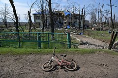 Минобороны заявило об уничтожении отступающими ВСУ домов в Артемовске