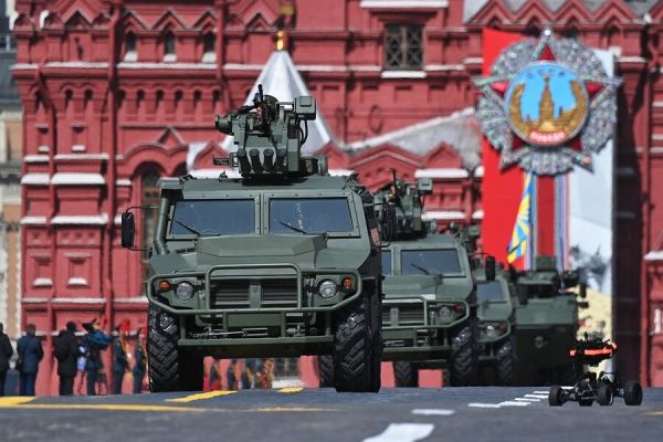 В Москве проведут парад Победы. В приграничных регионах от него отказались 